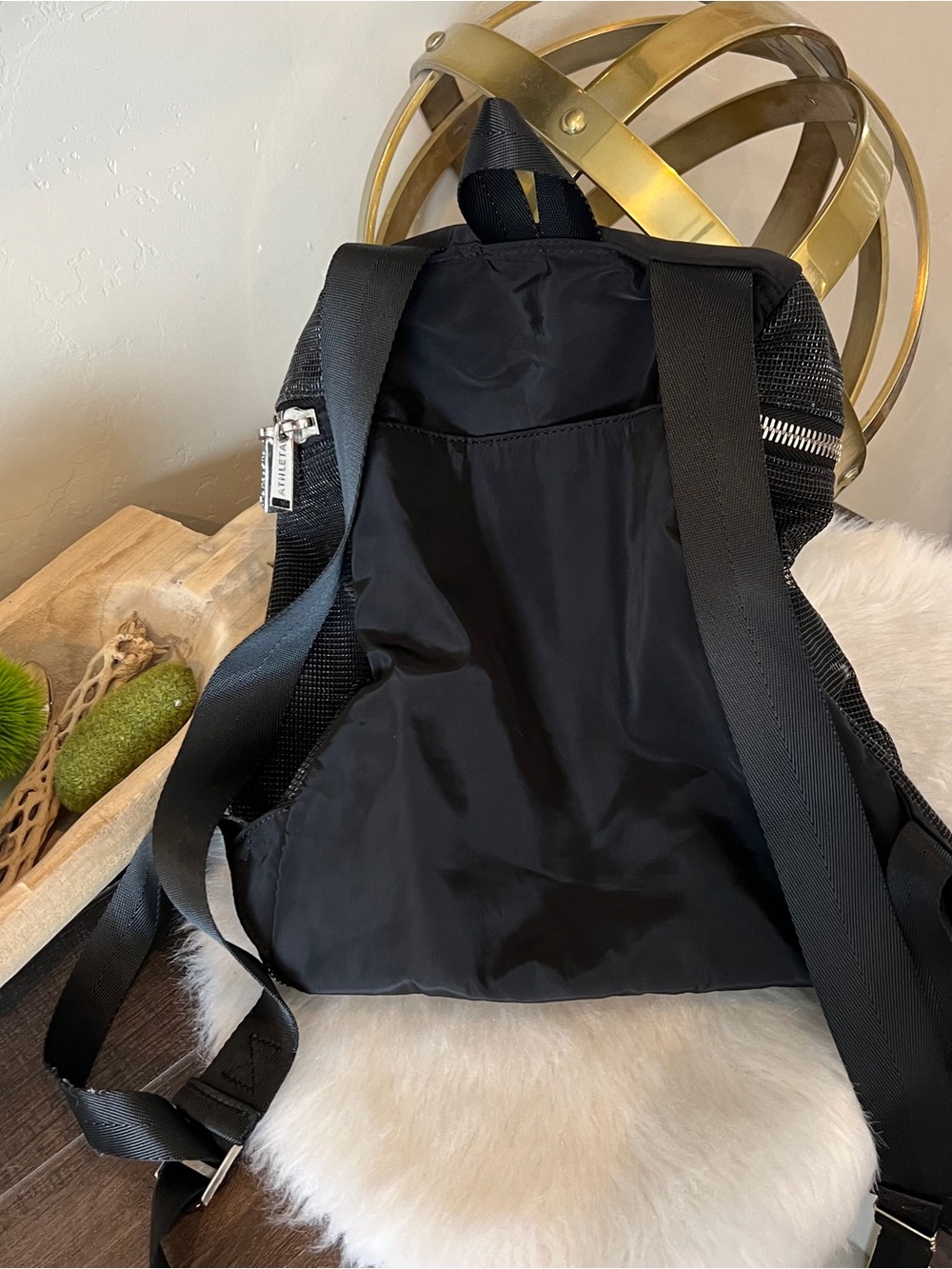 ATHLETA backpack - Picture 4 of 5